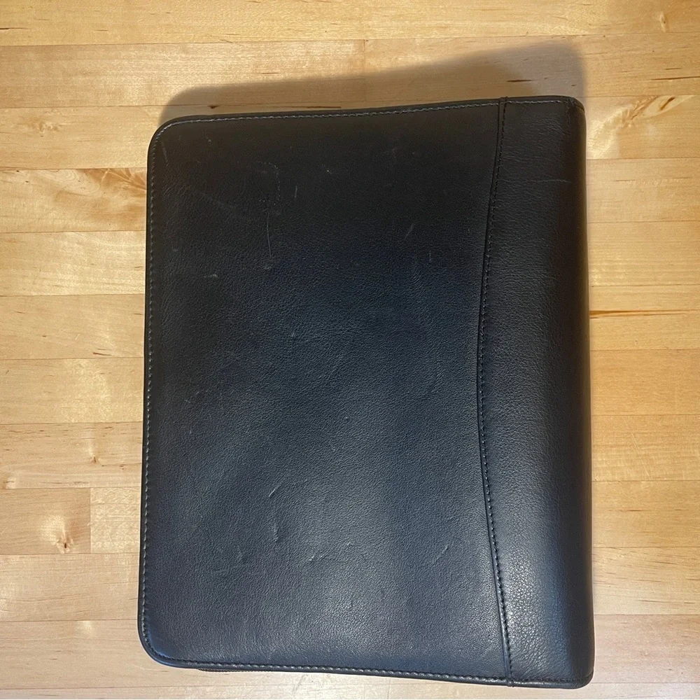 Kirkland Signature Genuine Leather Zip Binder Planner Organizer Portfolio Black